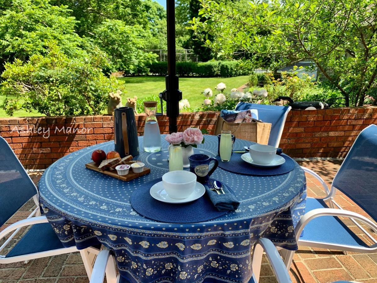 לינה וארוחת בוקר ברנסטייבל Ashley Manor מראה חיצוני תמונה