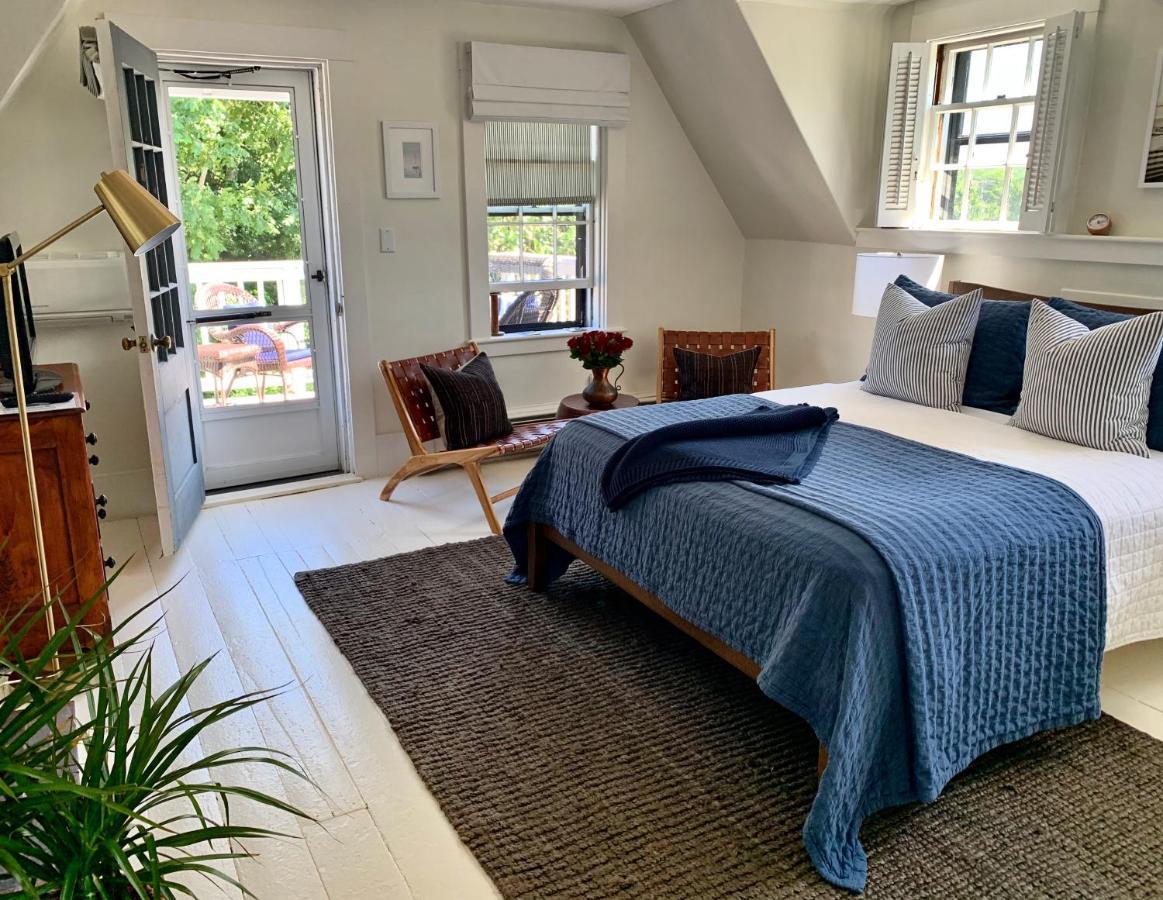 לינה וארוחת בוקר ברנסטייבל Ashley Manor מראה חיצוני תמונה
