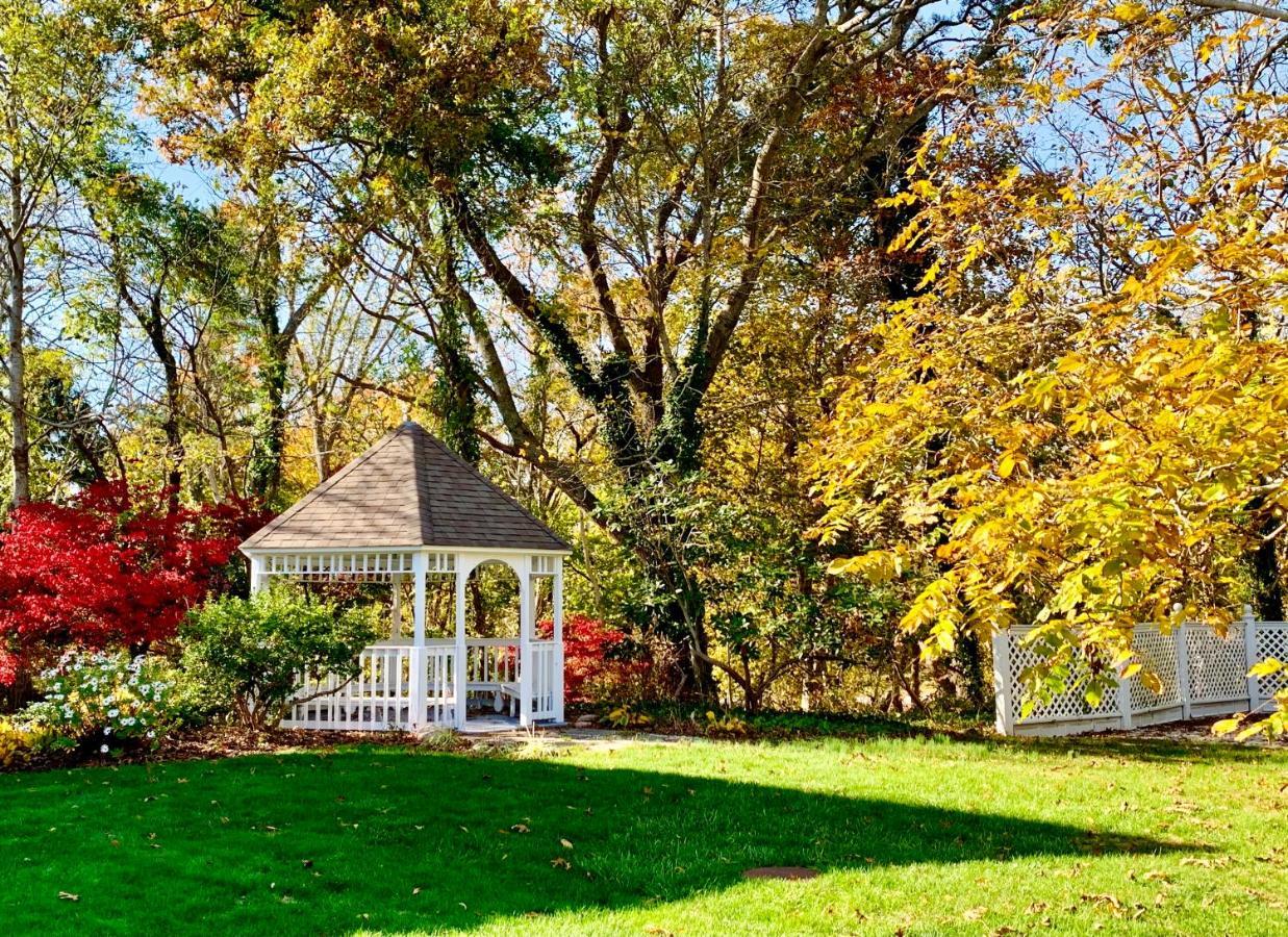 לינה וארוחת בוקר ברנסטייבל Ashley Manor מראה חיצוני תמונה